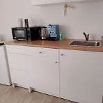 B&B Airport Serenity Suites